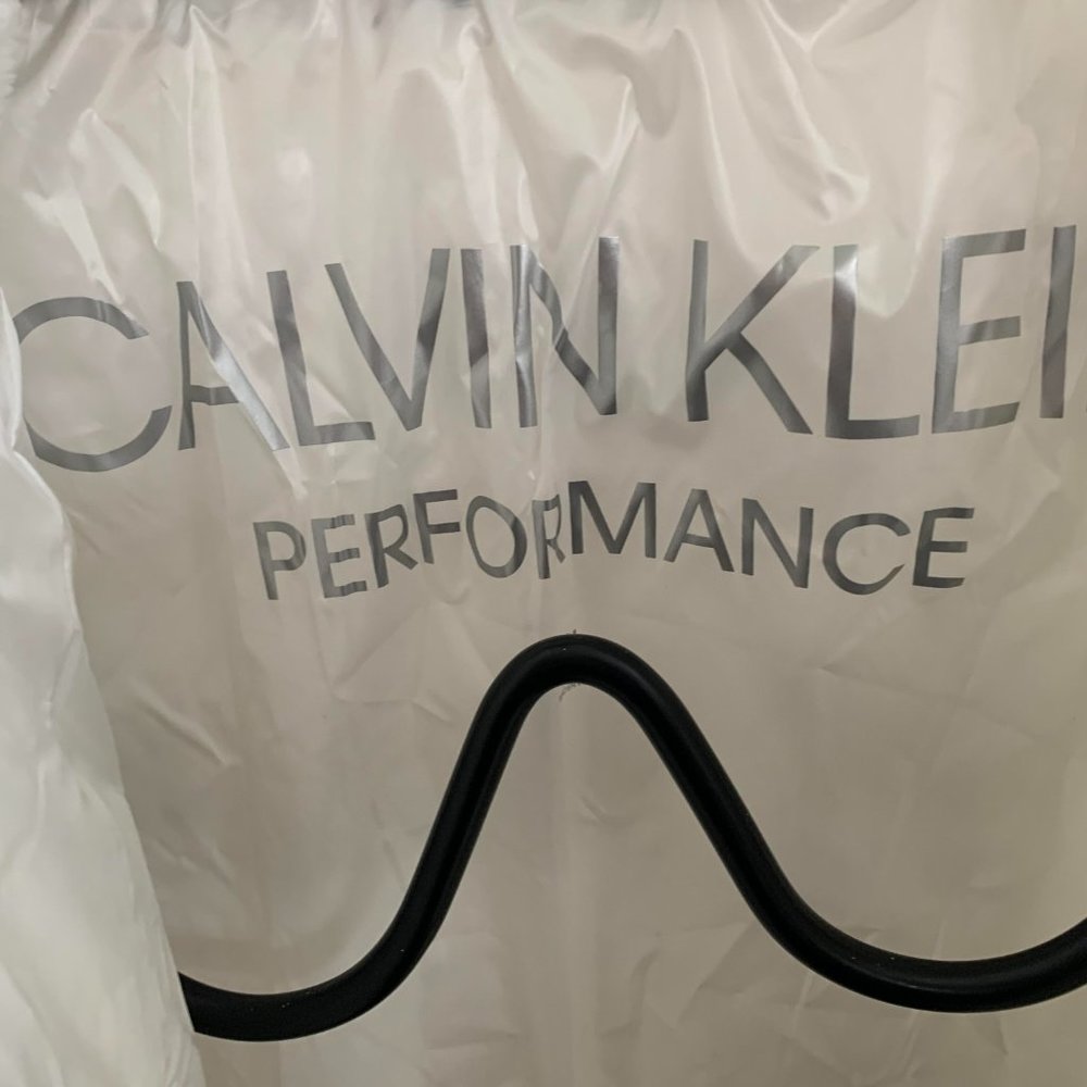 Calvin Klein Performance NWT, SIZE MEDIUM - Picture 7 of 14